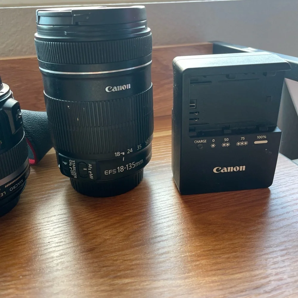 CANON 60D + EXTRAS